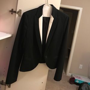 Express Black and White Suit Jacket Size 4 Express Black and White Suit Jacket Size 4