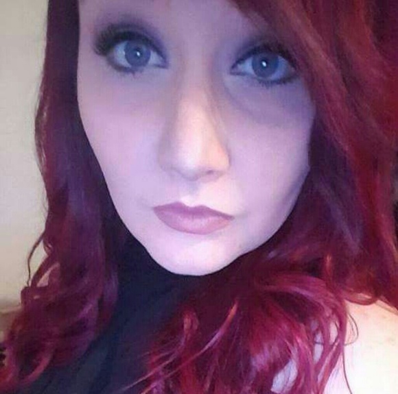 Meet your Posher, Ashley - Picture 1 of 1