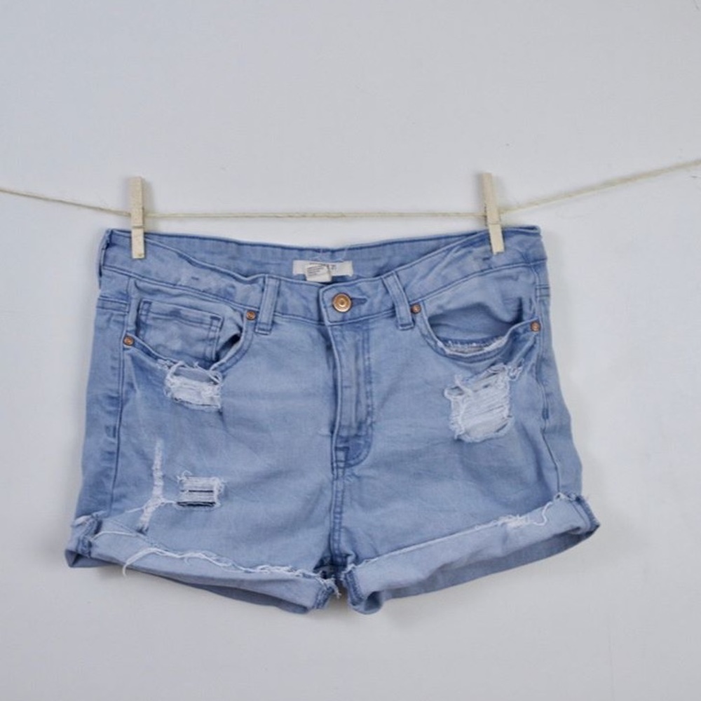 Distressed shorts