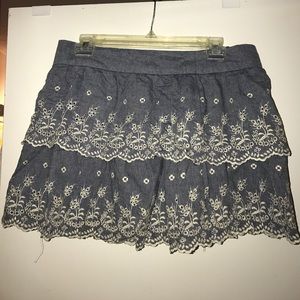Jeanie material skirt.