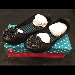 Lindsay Phillips Switchflops