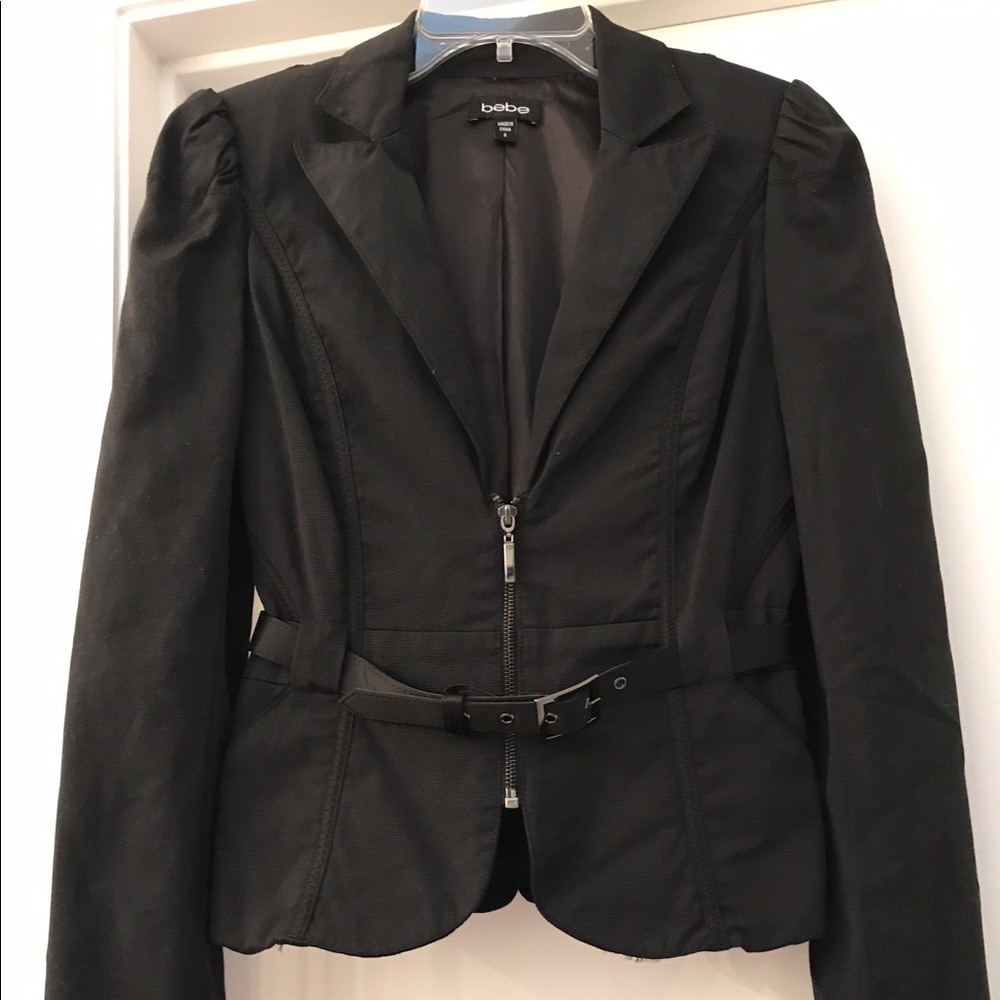 Bebe super sexy jacket with belt. X-Small to small