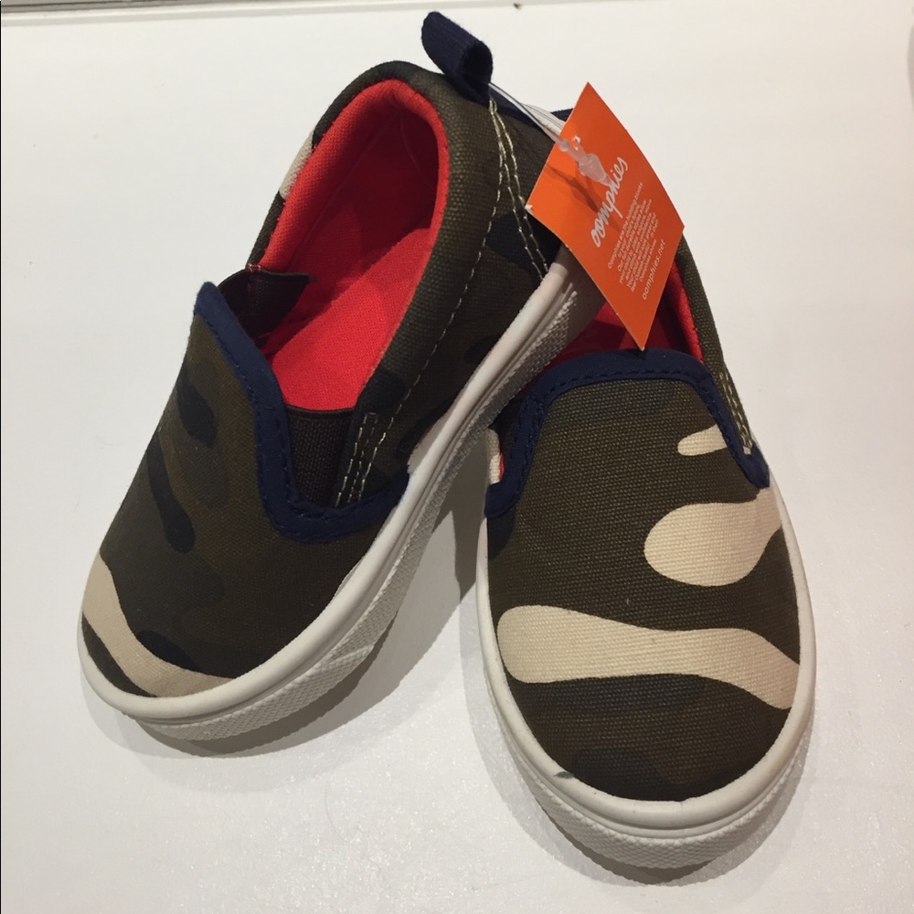Oomphies Rascals slip on sneakers