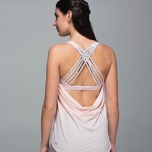 Lululemon Free to Wild tank 10