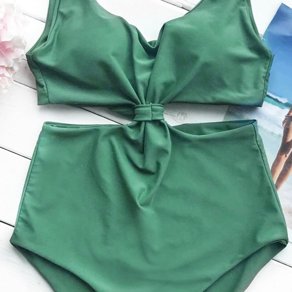 Cupshe medium "come with me" NWT