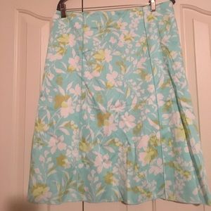 Green & white multi-colored skirt