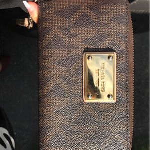 Michael Kors Wristlet