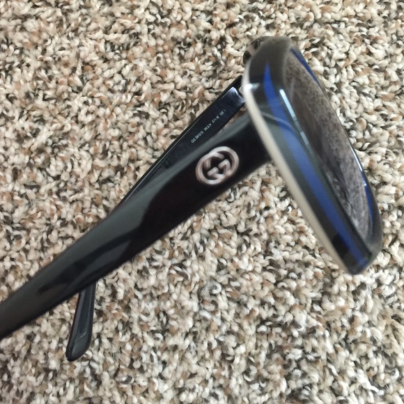 Sale! Authentic Gucci sunglasses - Picture 6 of 9