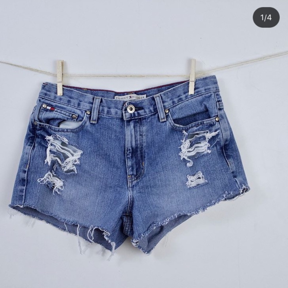 Tommy Hilfiger Distressed Shorts