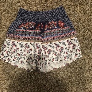 floral shorts