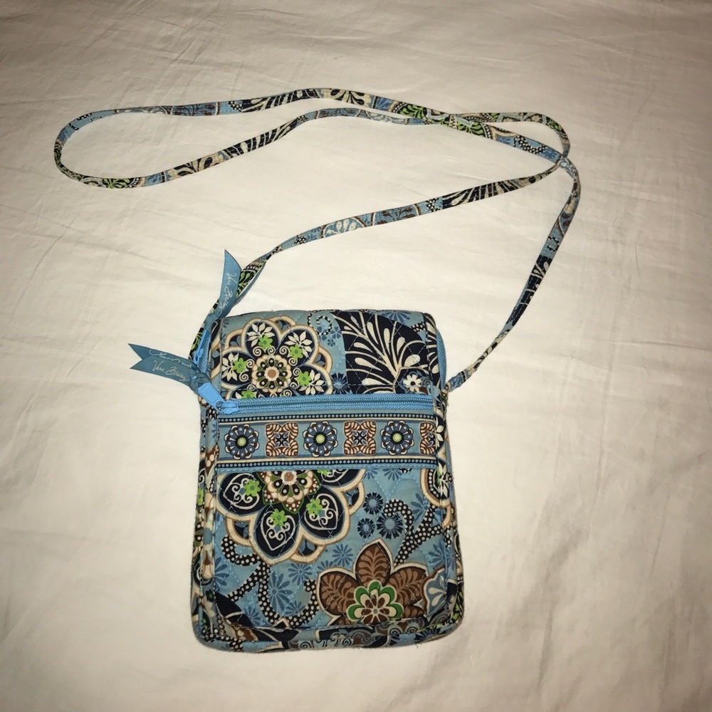 Vera Bradley cross body purse