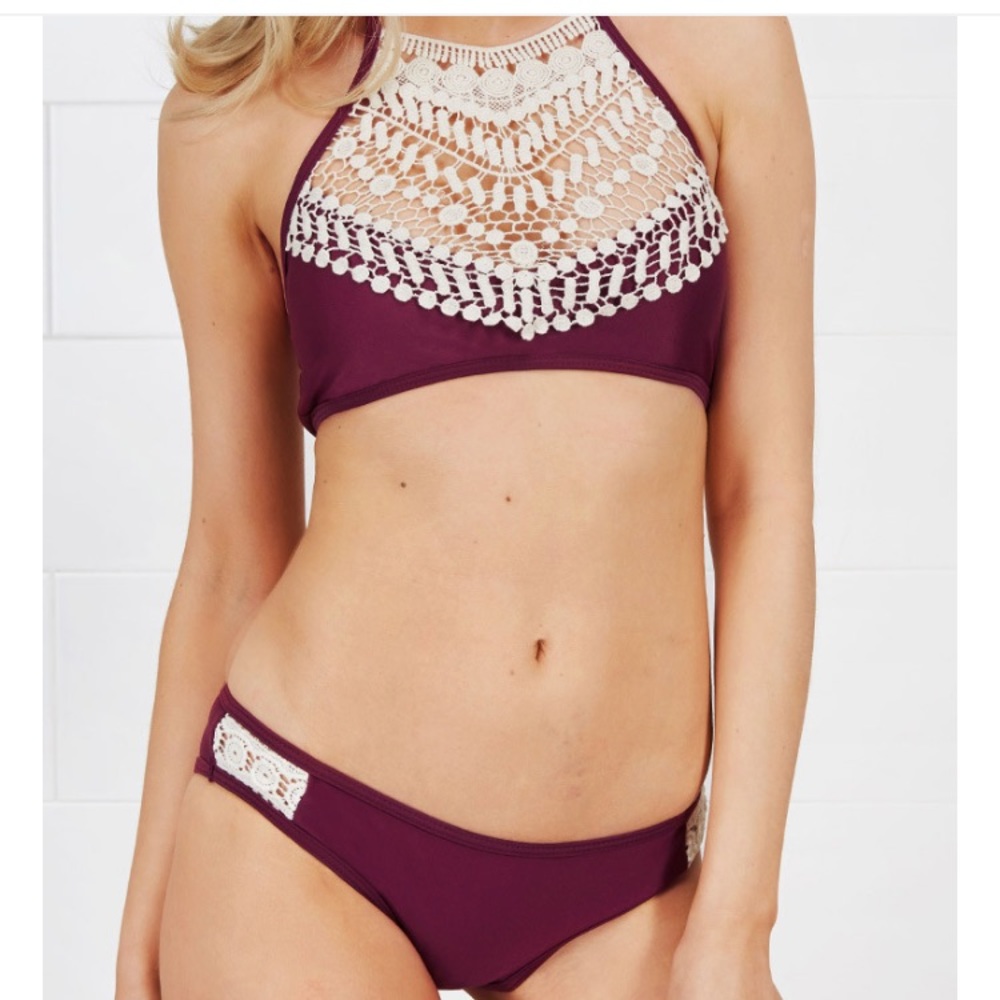 Adorable cupshe lace crochet burgundy bikini