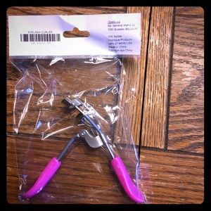 Younique Eyelash Curler