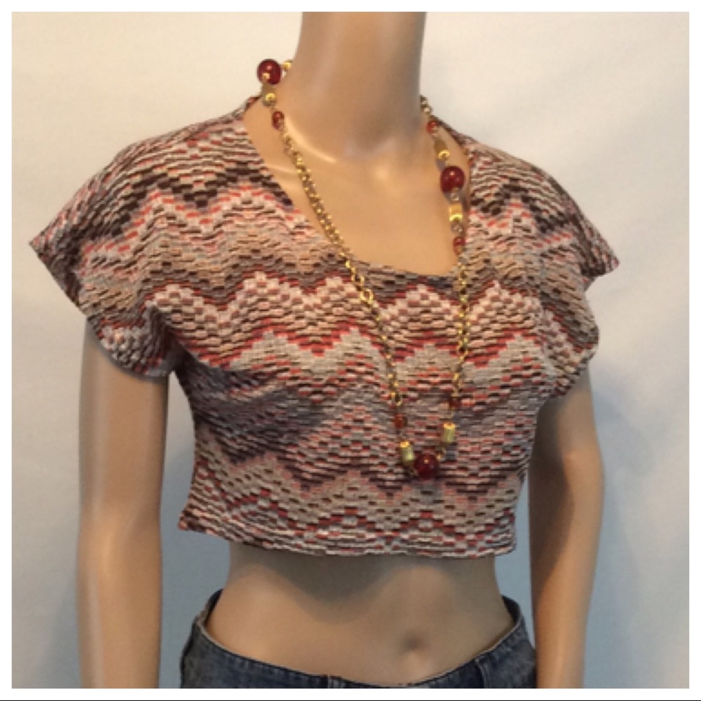 5-7-9 Abstract Design Crop Top