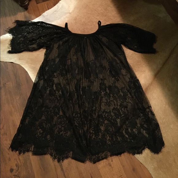 Lace Gypsy Swim Coverup - Picture 3 of 7