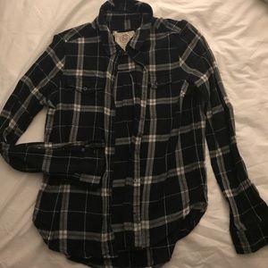 Black and White Fashionable Sweater