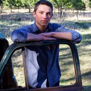 Meet your Posher, Carter