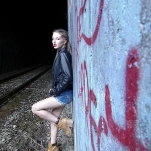 Meet your Posher, Dana