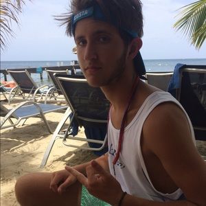 Meet your Posher, Harrison