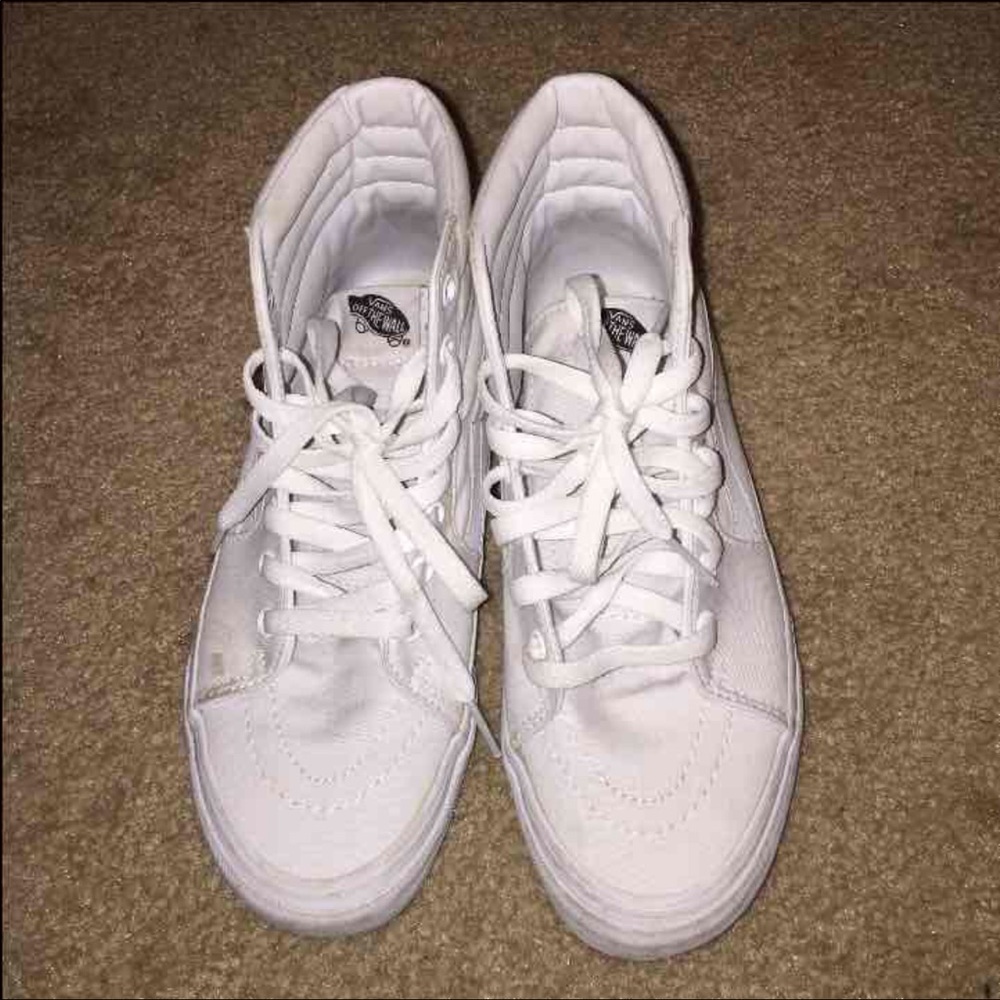 VANS.
