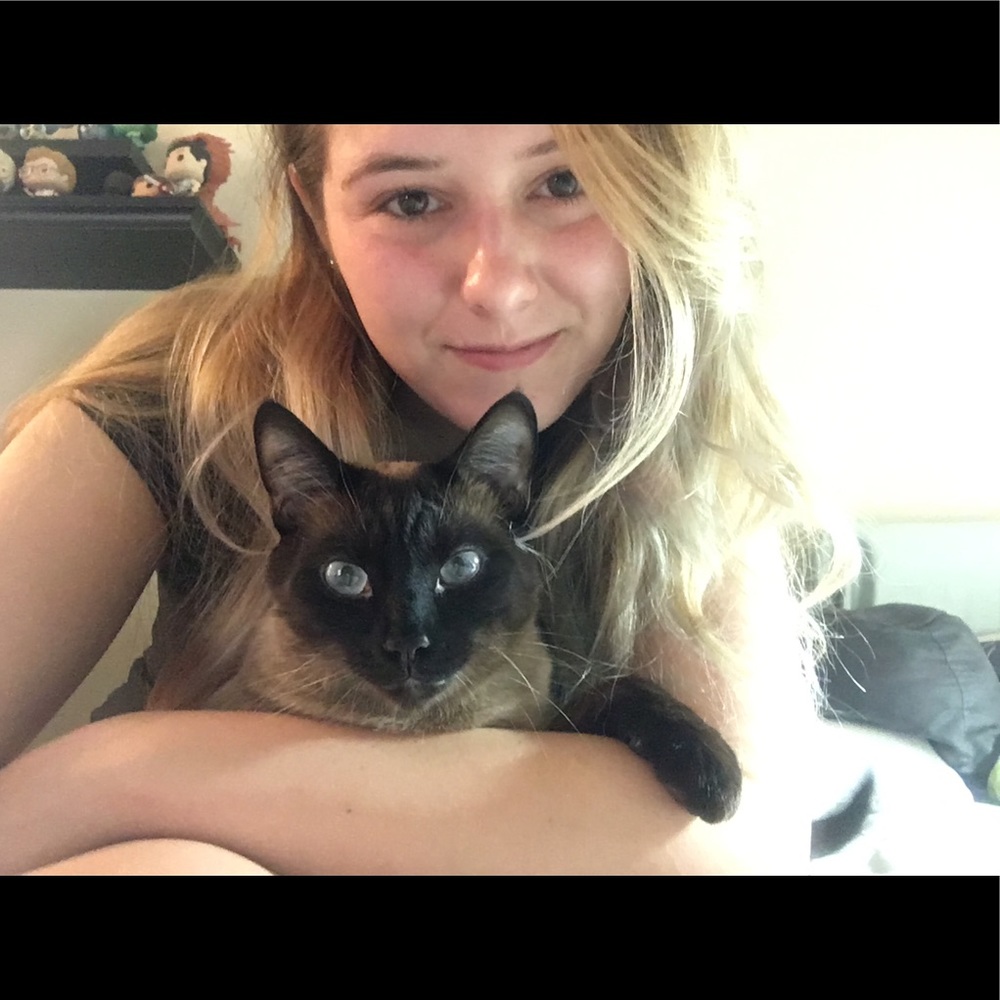 Hi! My name is Allie :)