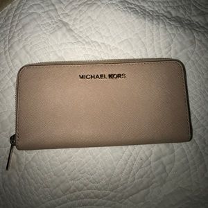 Michael Kors wallet