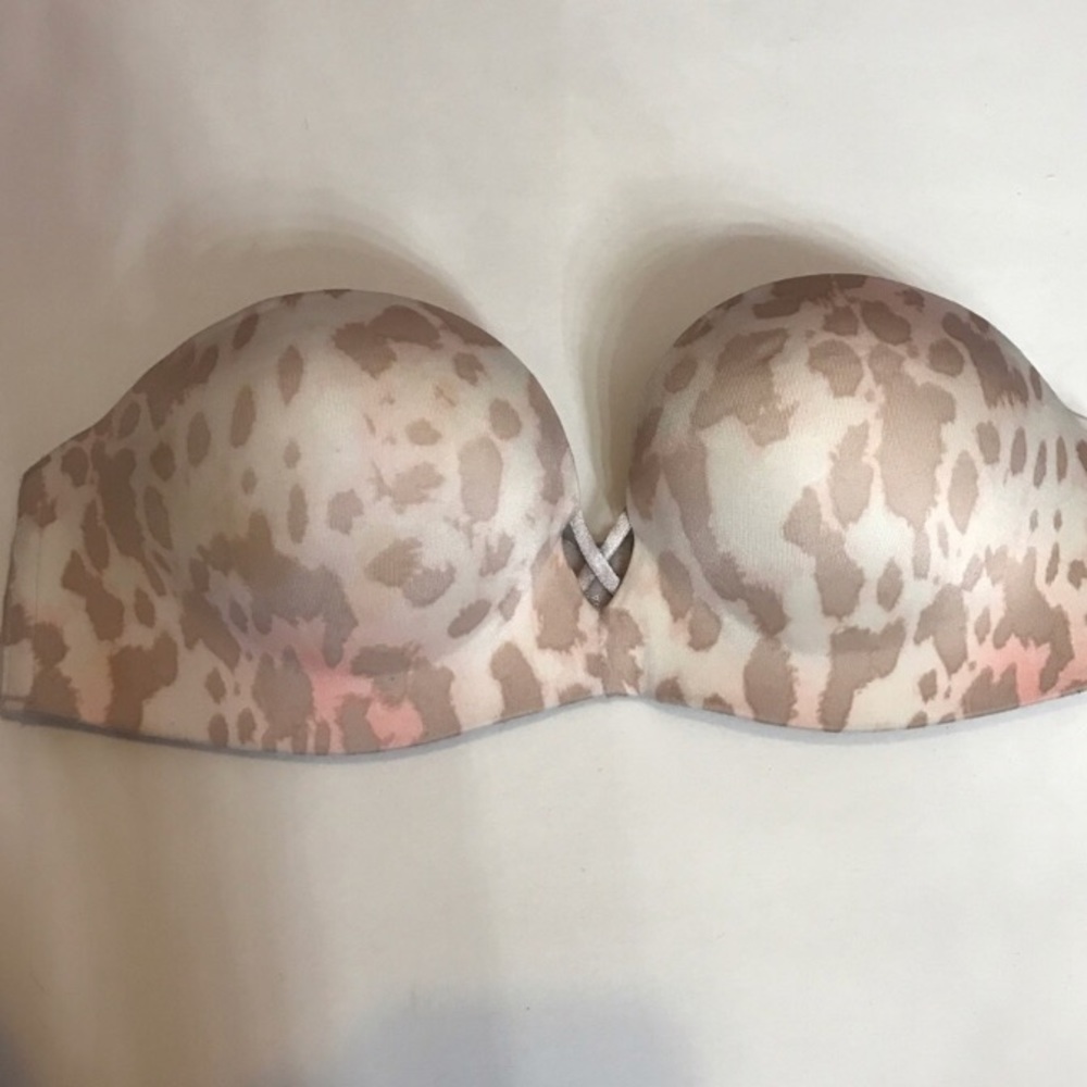Victoria Secrets Add 2 Cups 32AA
