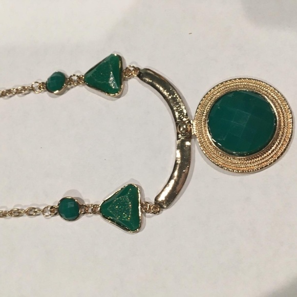 Jewels - Picture 1 of 4