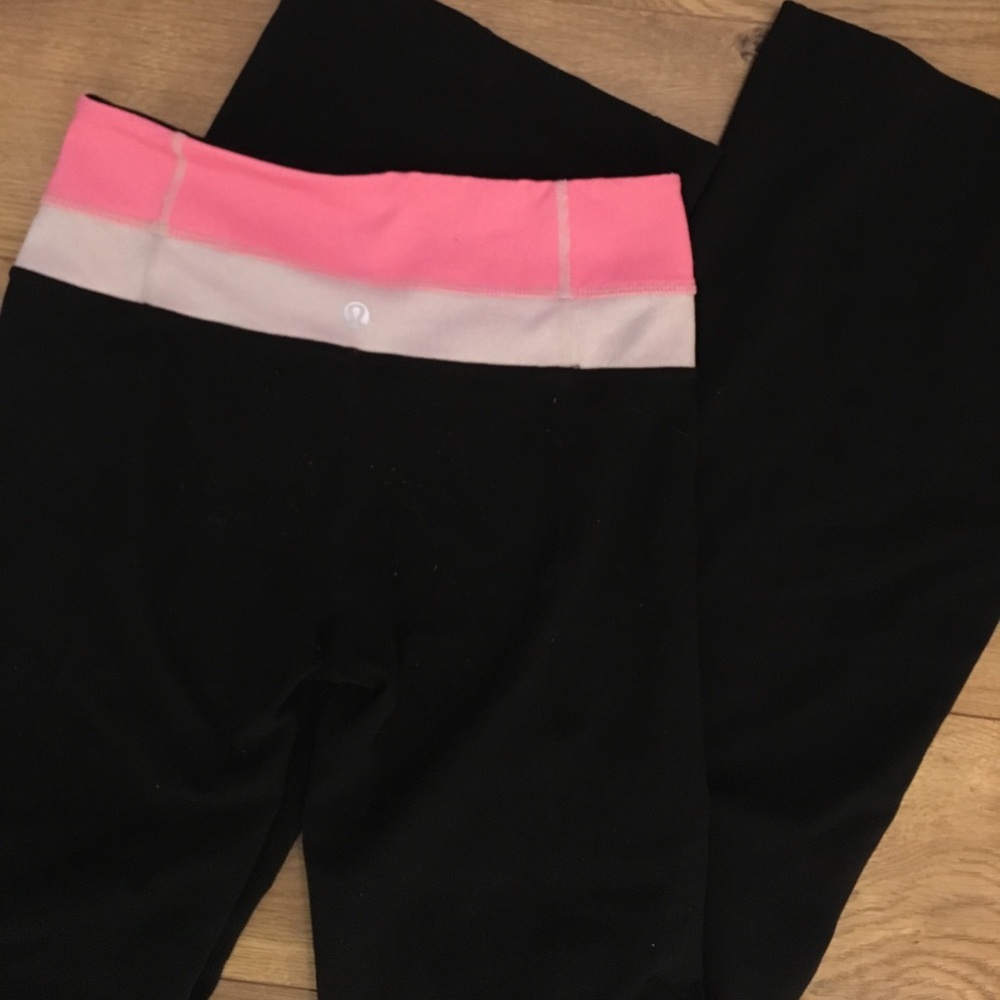 Lululemon yoga pants size 2 regular