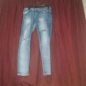 Ripped acid washed jeans