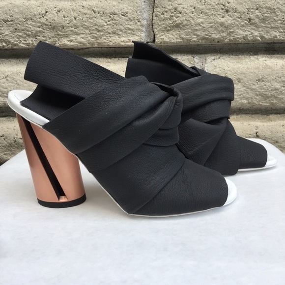 **SOLD** NIB Proenza Schouler leather knot mules - Picture 2 of 8
