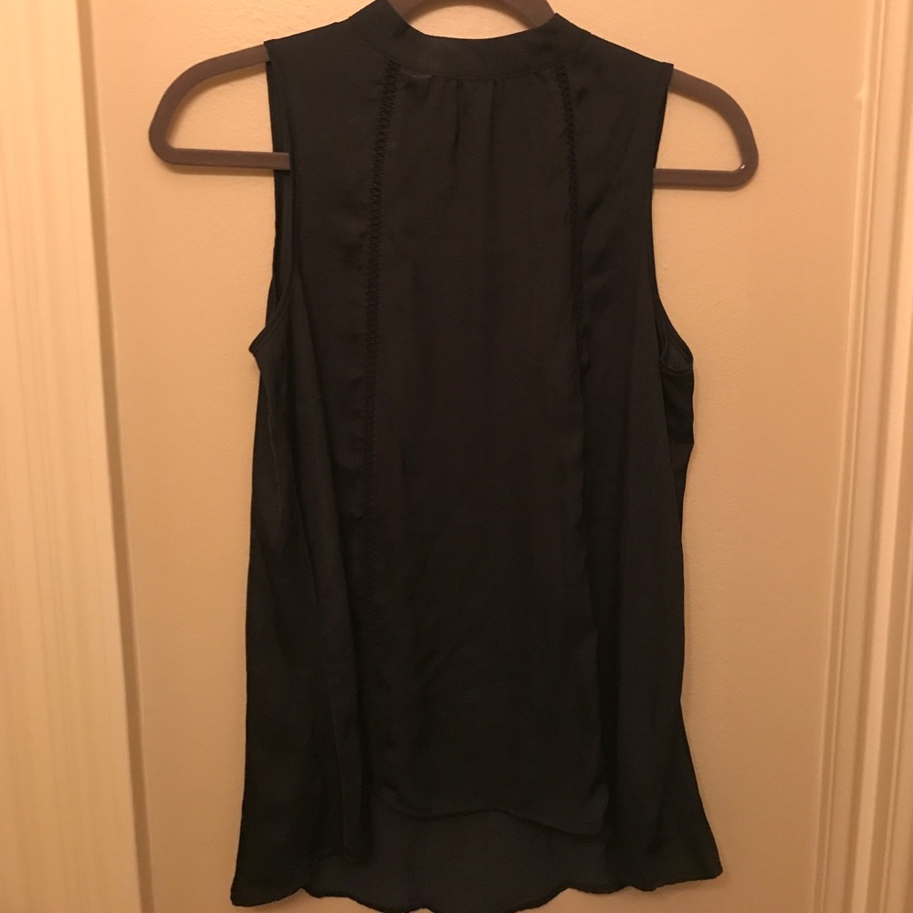 black sleeveless blouse