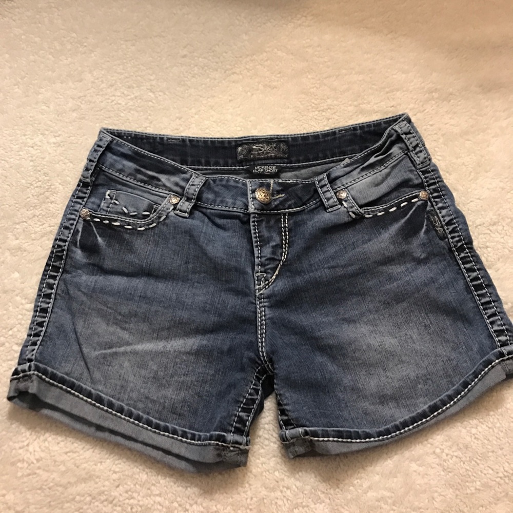 Silver Mckenzie flap short