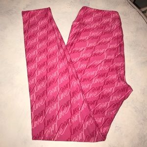LulaRoe OS Leggings - Valentine's Day "Love"