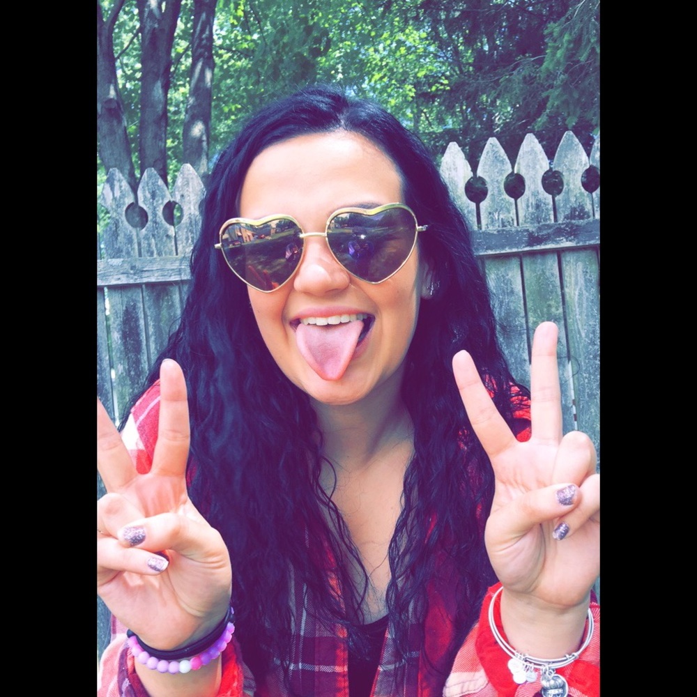 Meet your Posher, Kaitlyn
