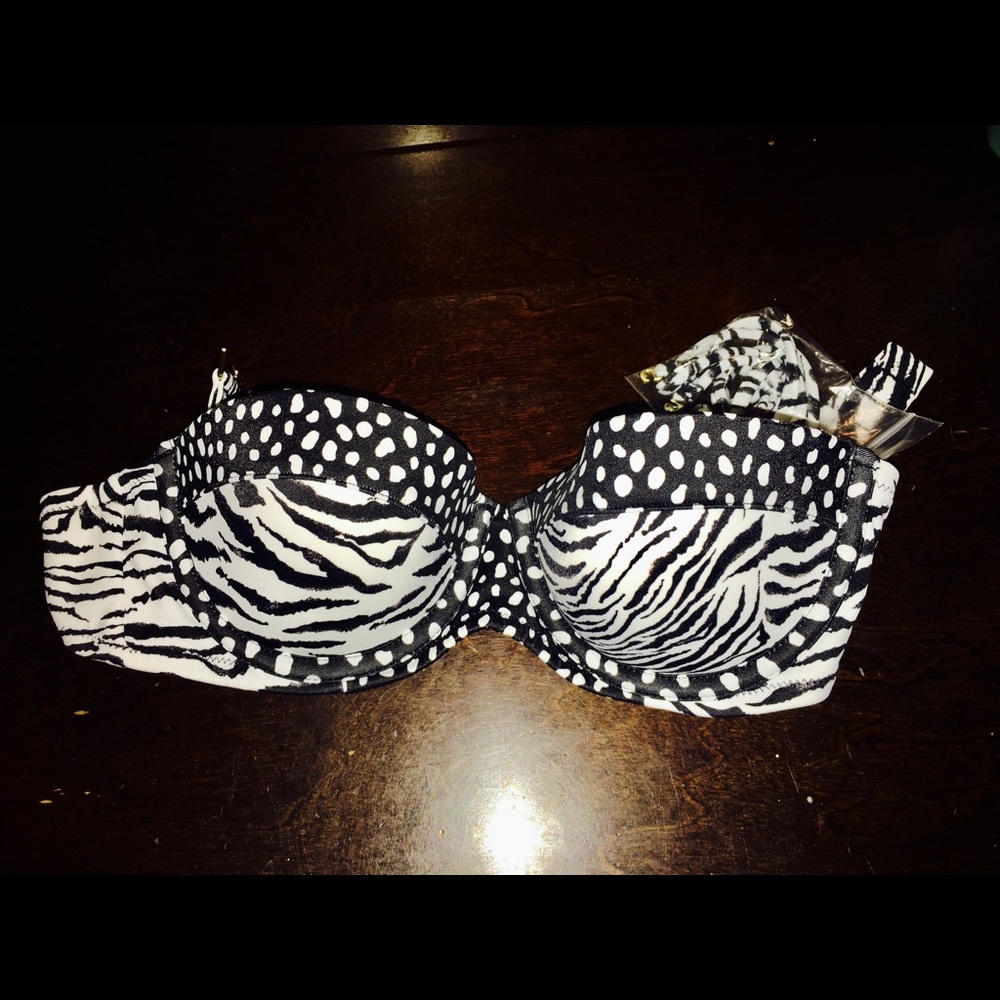VictoriaSecret swim suit top