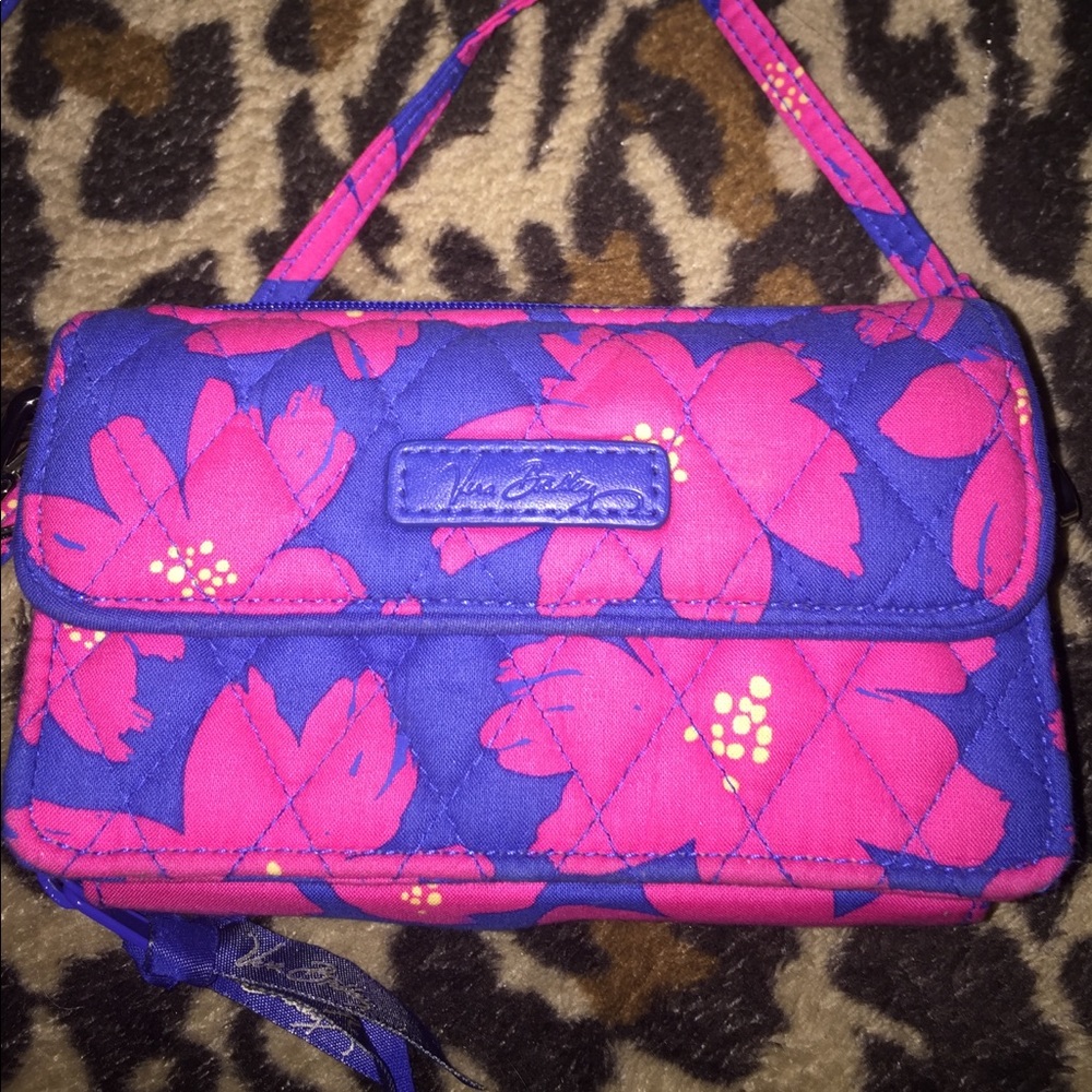 VERA BRADLEY ALL IN ONE CROSSBODY