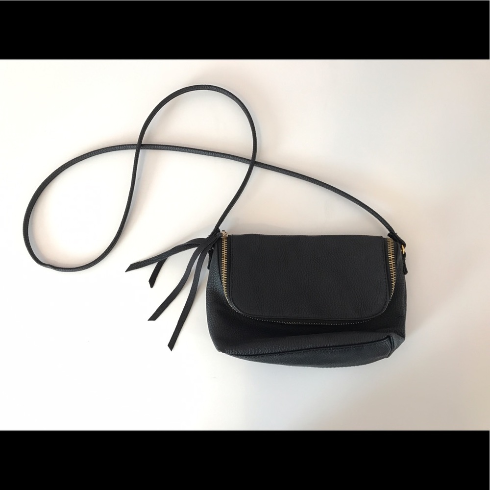 Crossbody bag Black.
