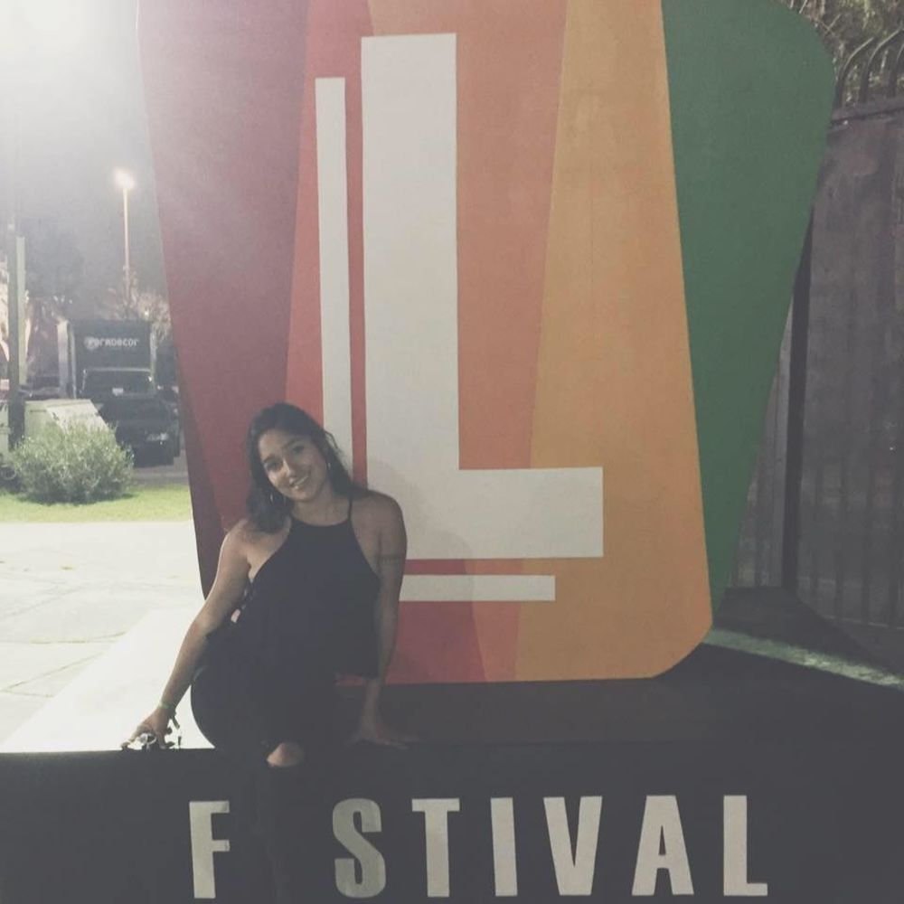 Meet your Posher, Grecia