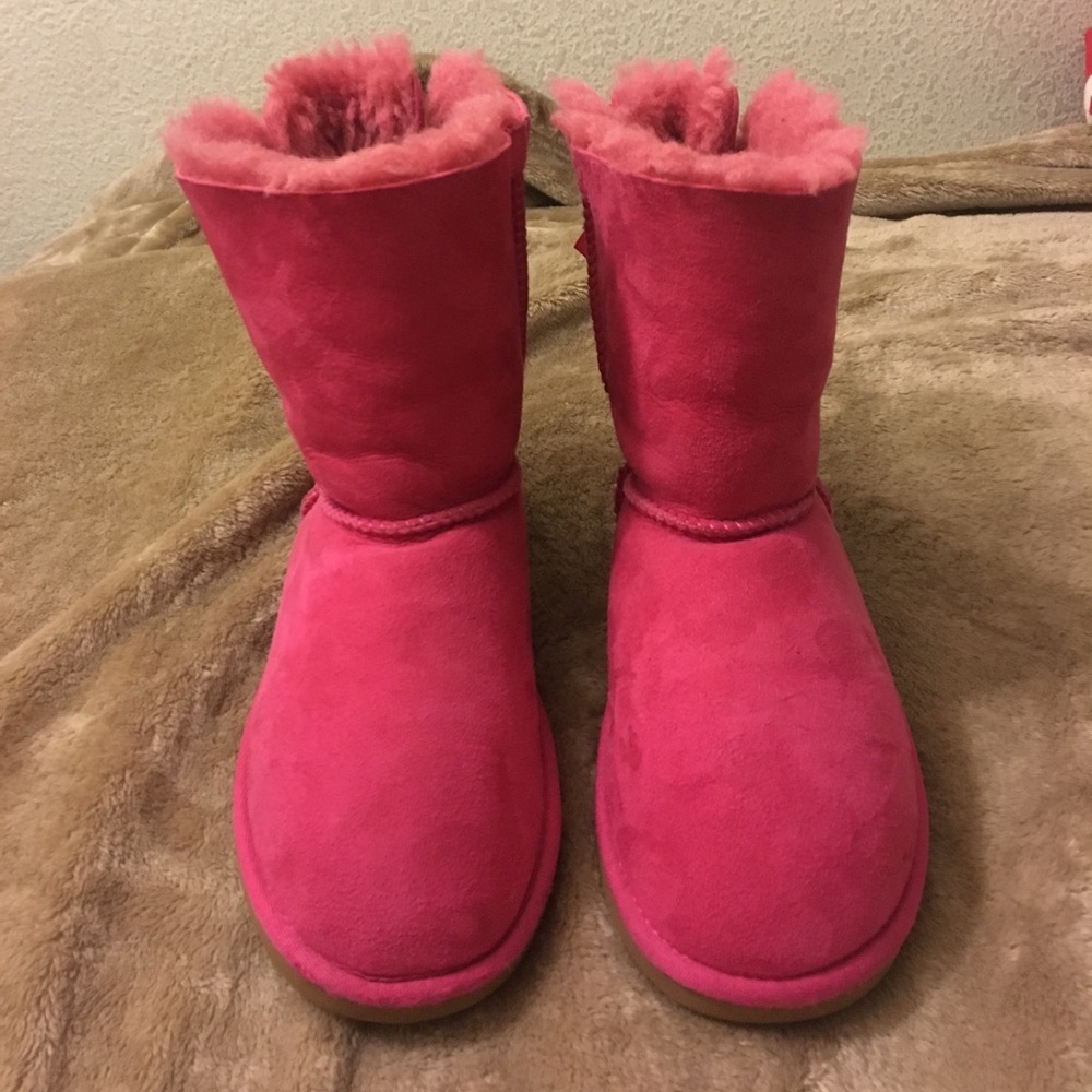 Pink Ugg boots with bows ๐ - Picture 2 of 8