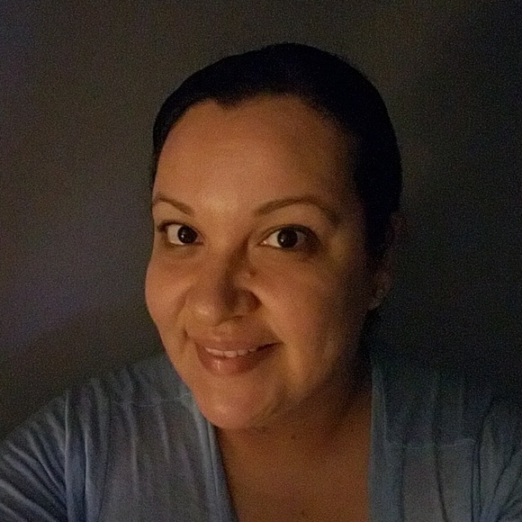 Meet your Posher, Ana - Picture 1 of 1