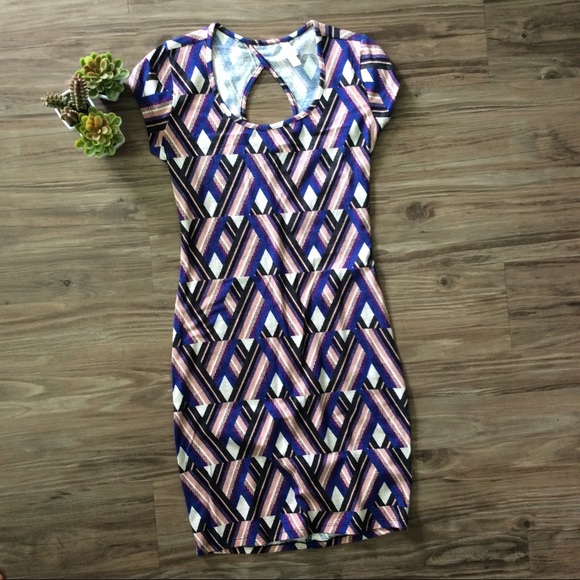 💕NWOT Geometric Print Dress💕 - Picture 6 of 7