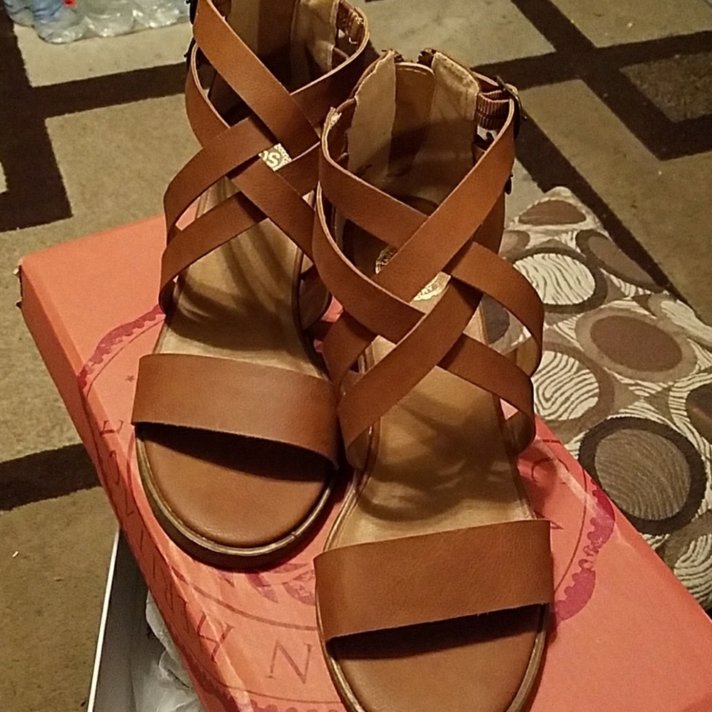 Women's sandals