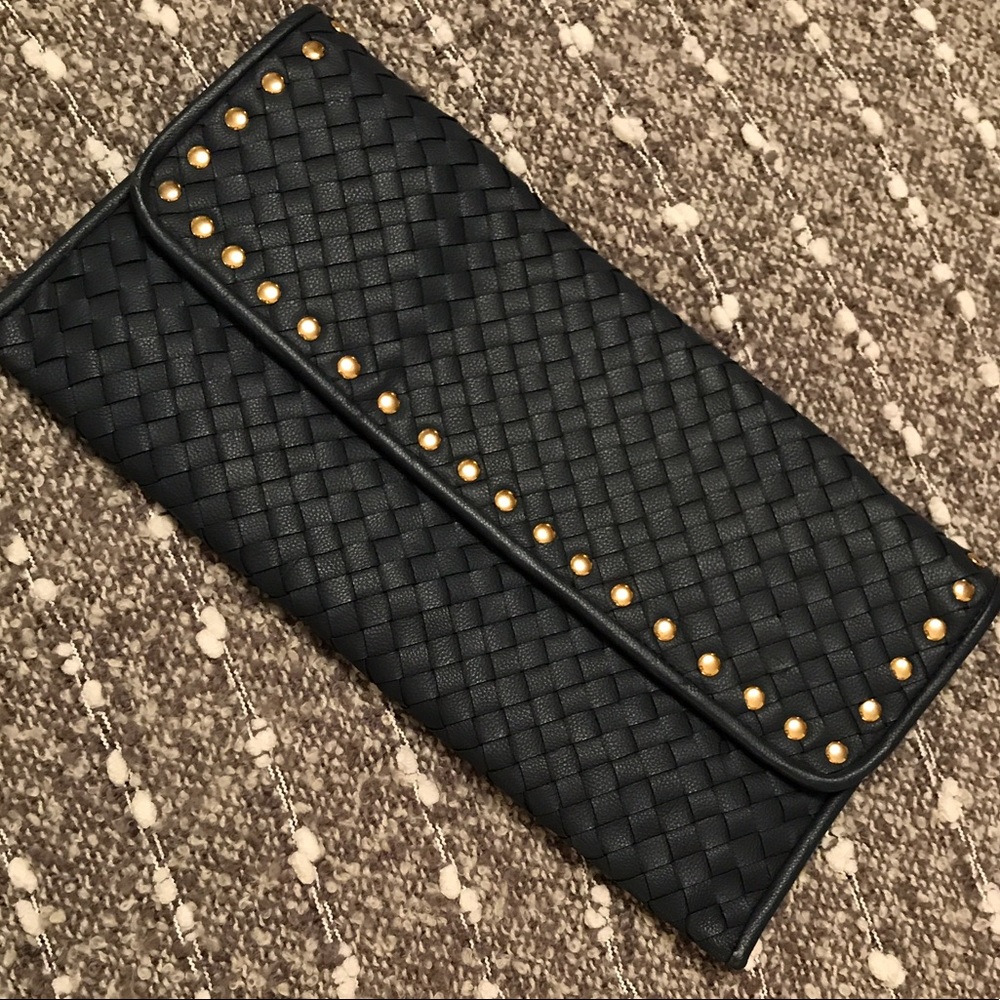 Duex lux Leather Crossbody Bag/ Convertible Clutch - Picture 4 of 8