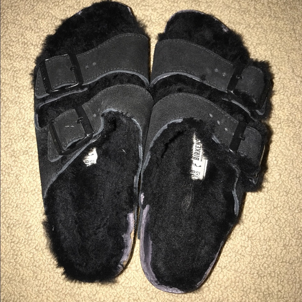 Birkenstock sandals with fuzz inside for winter