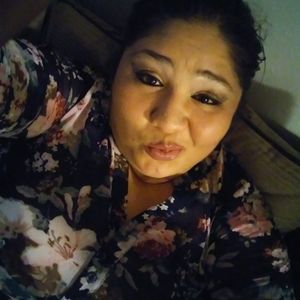 Meet your Posher, Alba