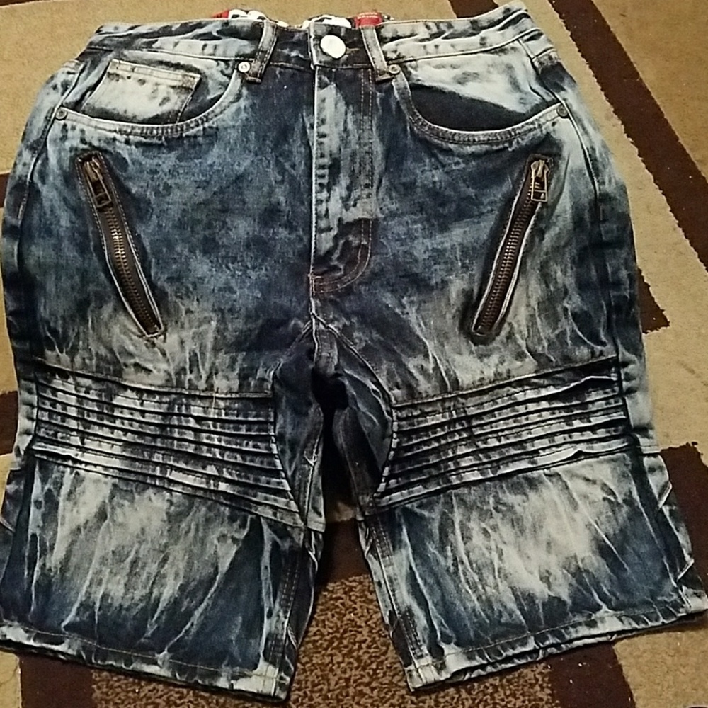 Men shorts