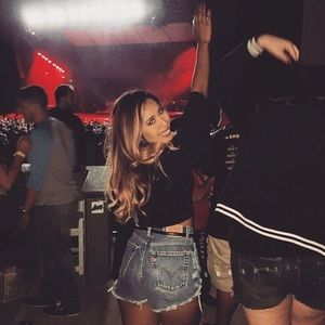 Authentic Levi high waisted denim shorts