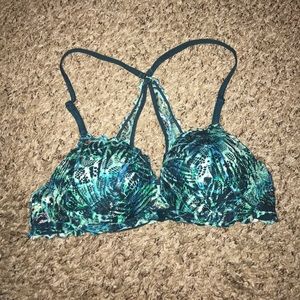 Lacey front clasp VS PINK bra