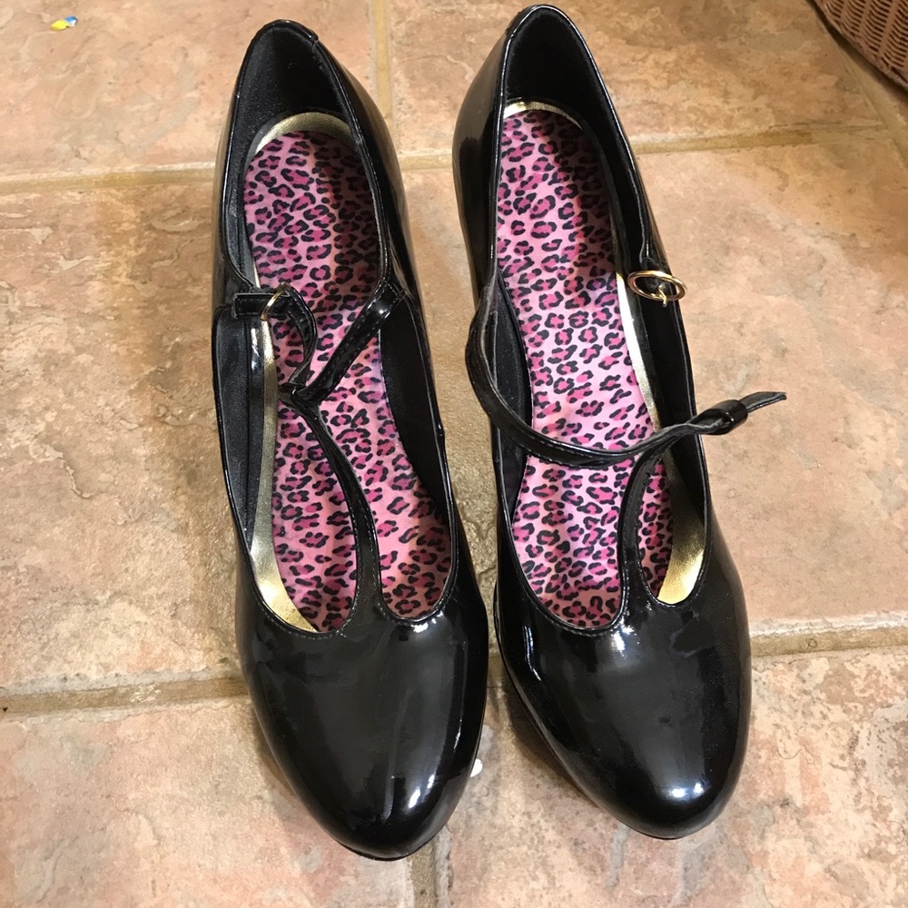 Strappy Heel With Cheetah Insole